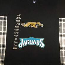 Vintage 90s - ville - Football Spor Team T - Size XXL Camiseta 100% Algodón Unisex - Playera Casual Premium de Corte Cómodo - Negro - Ver 1