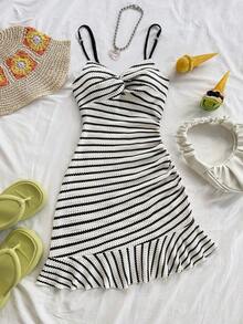 Vestido mini ajustado con cintura ceñida, bajo con volantes y giro asimétrico en el pecho, tejido en rojo, adecuado para vacaciones, citas, té de la tarde, vacaciones, festivales de música, estilo bohemio - Multicolor - Ver 3