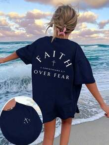 Camiseta de mujer "La fe sobre el miedo" con versículo bíblico cristiano, ajuste regular, gráfico inspirador, cómoda para uso diario de manga corta, ropa casual de fe, blanca de verano - Azul marino - Ver 5