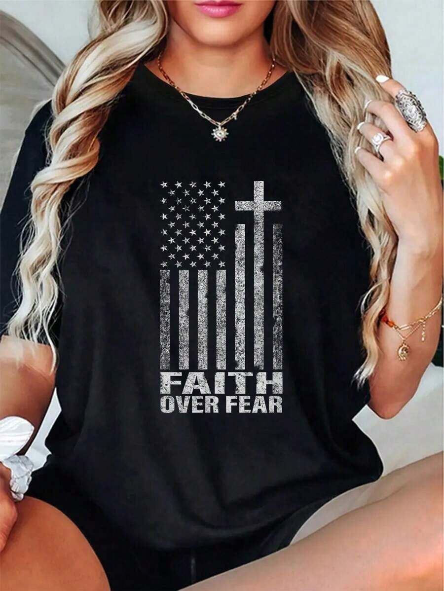 Camiseta Casual "Fe Sobre Miedo" con Bandera Cristiana y Cruz para Hombres y Mujeres, Manga Corta - Negro - Ver 1