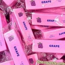 1个奶油草莓棒慢回弹超柔软玩具人造面包减压玩具仿真食物慢回弹面包玩具柔软蛋糕模型解压放松玩具派对玩具 - 彩色 - 查看 4