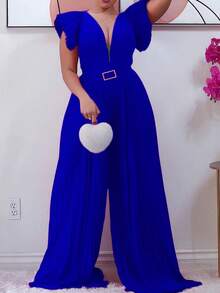 Mono veraniego para mujer de cuello en V profundo, malla transparente combinada, cintura con pliegues, color liso y pierna ancha - Azul real + cinturón - Ver 1