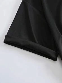 Camiseta deportiva holgada de manga corta y cuello redondo para mujer con diseño de calavera sorprendida - Negro - Ver 6