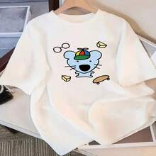 Ropa casual de mujer de hombros caídos, nueva para primavera/verano 2026, ropa elegante de mujer, verano, camiseta de manga corta para mujer, camiseta de manga corta con gráfico de ratón azul claro fantasioso con sombrero de espiral colorido, gafas, queso y patineta, estilo peculiar y adorable - Blanco - Ver 1