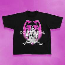 Camisa y Camiseta Casual Elegante para Mujer - 1 UnidadCamiseta de Girls' Generation, actuación de  ,Camisetas Casuales para Mujer: Una colección que incluye camisetas casuales, tops y camisetas ideales para el uso diario.Confeccionadas con tejidos ligeros y transpirables, estas prendas presentan una estética de inspiración vintage, lo que las convierte en una excelente opción tanto para la vida universitaria como para conjuntos cotidianos.Los diseños son encantadores y bonitos, con un corte cómodo y favorecedor.Gracias a su estilo clásico, tejidos suaves al tacto y sensación agradable para la piel, estas prendas poseen un distintivo aire de inspiración mexicana. - Negro - Ver 6