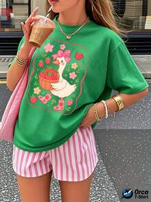 Camiseta de mujer Y2K personalizada y a la moda, 180g de algodón puro, top holgado de manga corta, elegancia de estilo urbano, casual y transpirable para uso diario, conjunto de verano con estampado creativo, regalo para deportes al aire libre. Diseño femenino y lindo con patito rosa sosteniendo una canasta de fresas con motivos florales y de fresas, adecuada para usar en primavera y verano. - Verde - Ver 1