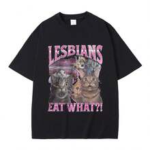 Camiseta con estampado "Lesbians Eat What" unisex, informal, de algodón puro de alta calidad, para hombre y mujer. Camisetas de moda oversize estilo streetwear de 220 g. Camiseta de algodón suave para hombre y mujer, confeccionada con un tejido premium duradero y agradable al tacto, ideal para todo tipo de cuerpo y para uso diario. Camisetas informales transpirables y ligeras, conjuntos elegantes para otoño, perfectas para el día a día, actividades al aire libre, viajes, vacaciones y fiestas temáticas durante todo el año. - Negro - Ver 1