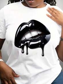 EstiloPlus Women's Plus Size T-Shirt With Lip Print - Featuring A Glossy Lip Design, Breathable Crew Neck, Short Sleeves, And A Casual Top, Suitable For All Seasons, Ideal For Casual And Edgy Outfits, A Versatile Basic Tee For Layering Or Wearing Alone, With A Cute Style And Perfect Fit. - 白色 - 查看 6