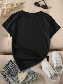 1 Pieza Moda Informal Para Hombres Y Mujeres Patriótico Estadounidense 1776 Vintage Patrón Camiseta - Rojo Manga corta Tripulación Cuello Informal Superior, Estrellas Y Rayas Diseño, Para todas las estaciones Comodidad, Máquina Lavable Tallas S-XXL Estadounidense Bandera Las camisetas son versátiles, fáciles de combinar, adecuadas para el uso diario, el estilo urbano, los conjuntos de vacaciones y la ropa de fin de semana. - Negro - Ver 2