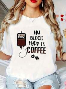 Manga corta, Talla grande, Camiseta de talla grande, Camiseta divertida para amantes del café para mujer - Lema "Tengo sangre de café" con patrón de goteo - Adecuada como regalo de cumpleaños o para baristas de oficina - Prenda lavable - Camiseta blanca de manga corta con cuello redondo - Ocio - Blanco - Ver 1