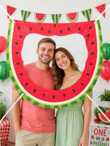 1 pieza Marco de fotos con forma de rebanada de sandía - Marco de selfie tropical de verano, soporte fotográfico plegable de poliéster para fiesta de piscina, barbacoa, fiesta de playa y luau - Accesorios para fotos de extraterrestres - Ver 3