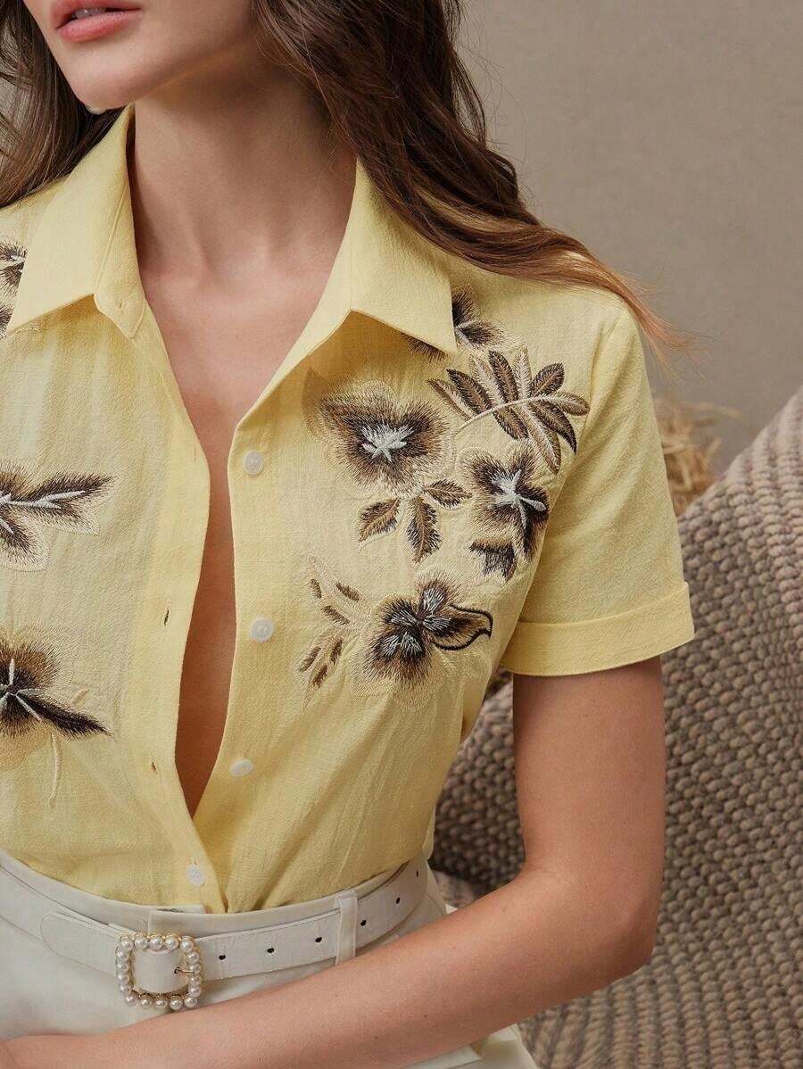 Blusa de mujer con bordado floral elegante de manga corta, versátil para vacaciones, viajes, primavera/verano, festivales, graduación - Amarillo - Ver 1