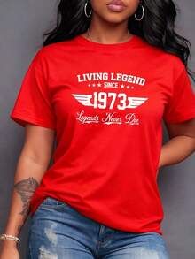 Este estampado honra a la mujer nacida en 1973 como una 'Leyenda Viviente' y afirma que 'Las Leyendas Nunca Mueren' un emblema de experiencia orgullo perdurable fuerza personal y una vida llena de logros memorables Camiseta de mujer 220g cómoda,maija mujer curvy. - Rojo - Ver 7