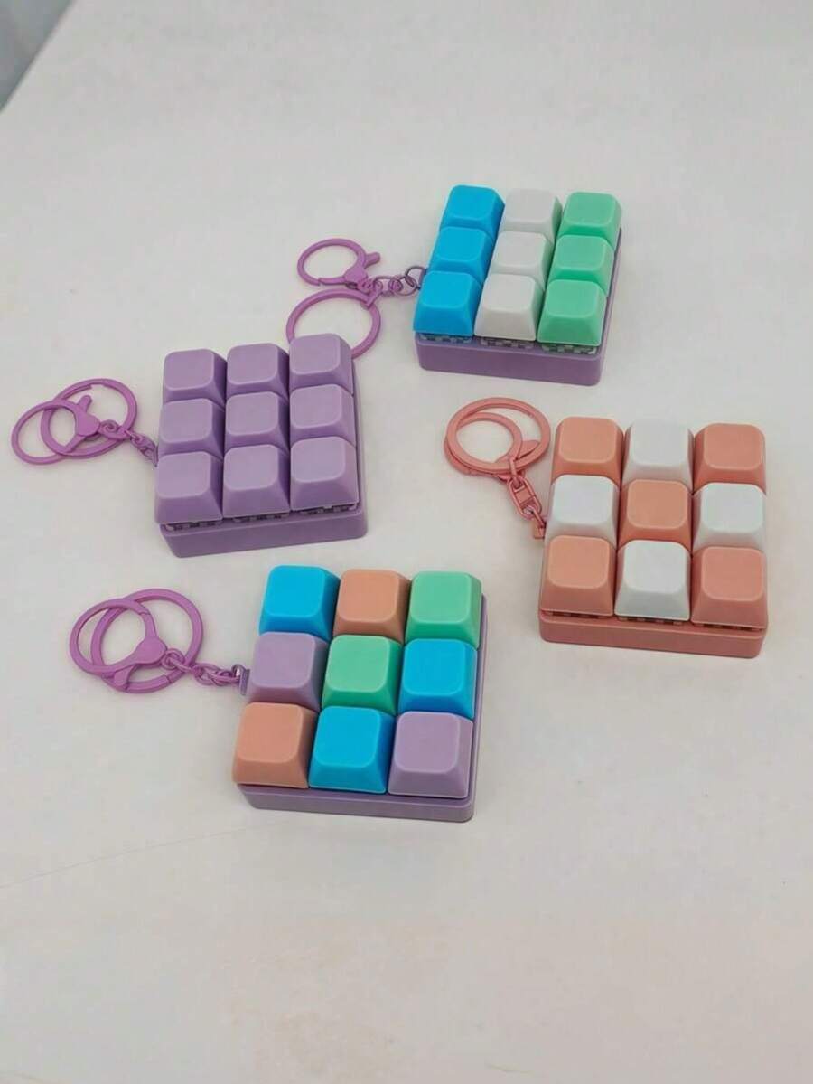 Gantungan Kunci Keyboard Penghilang Stres - Mainan Gelisah dengan Efek Suara, Sempurna untuk Suvenir Pesta & Hadiah, Ungu, Hadiah Ulang Tahun ke-13, Pengisi Tas Pesta, Remaja, Mainan Gelisah, Gelisah, Mainan, Gantungan Kunci Gelisah, Gantungan Kunci Squishy, Gantungan Kunci Gelisah, Mainan Gelisah, Mainan, Gelisah, Warna Acak - MultiWarna - View 1