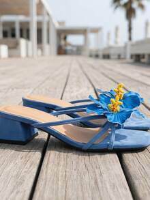 Sandal đế thấp mũi vuông mùa hè, kiểu dáng retro họa tiết hoa, đế mềm, phong cách cổ tích, thoải mái, dễ mang. - Màu xanh lam - Xem 9