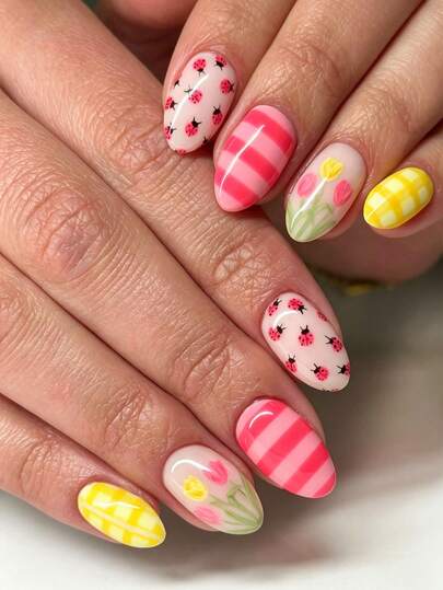 24pcs/Set Short Oval-Shaped Cute Sweet Dopamine Striped Floral Ladybug Full Cover Press-On Nails, Includes 1 Jelly Gel And 1 Nail File, Ideal For Women/Girls Daily Wear, Festivals, Parties, Afternoon Tea, Spring/Summer Essential