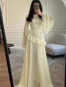Elegant Women's Maxi Gown With Flare Long Sleeves And Lettuce Trim Flounce Hem, Asymmetrical Neck Fitted Casual Dress - 淺黃色 - 查看 2
