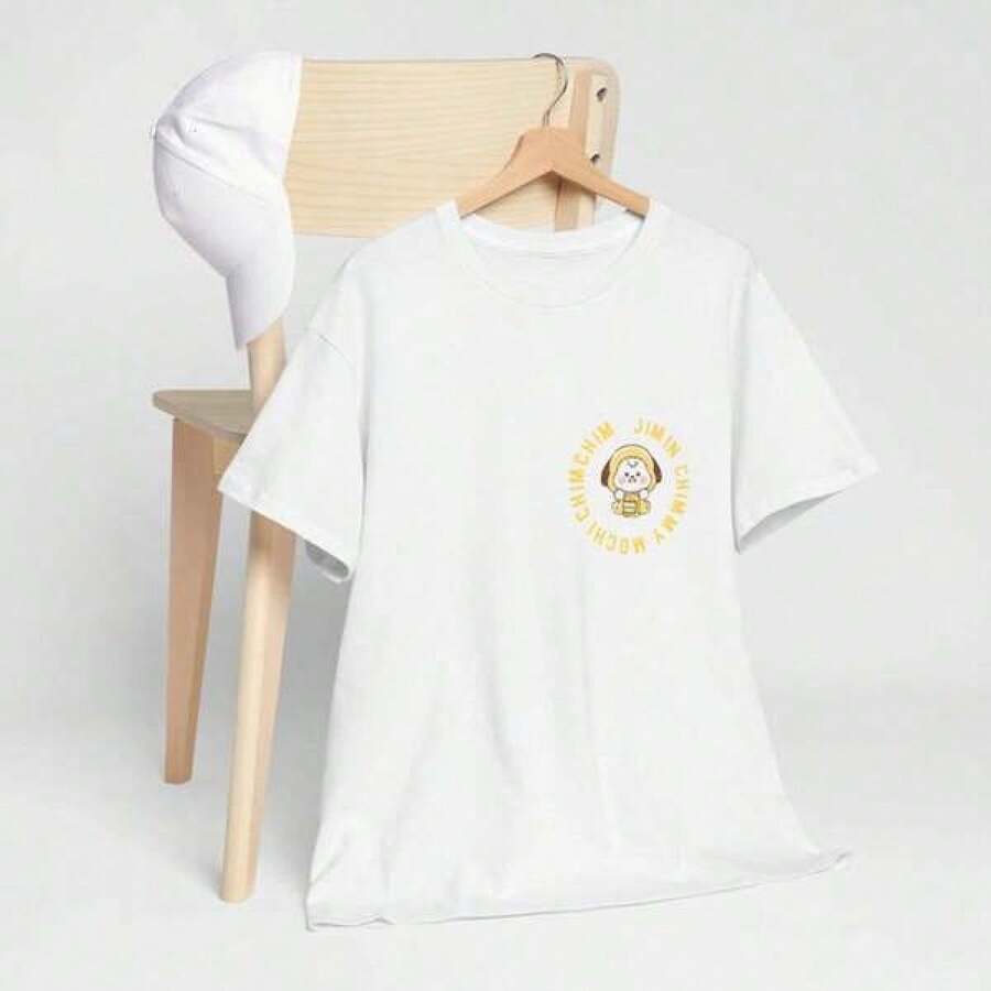 Camiseta Jimin Chimmy |      Camiseta Universe Friends B T21 con estampado en el pecho, talla para ADULTOS y NIÑOS, camiseta clásica de manga corta de puro algodón, estilo casual y holgado para mujeres jóvenes, tela suave y transpirable para ropa de calle en el campus, ocio en vacaciones, actividades al aire libre y uso casual en fiestas pequeñas. - Blanco - Ver 1