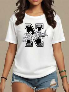 Large Letter N With Silver Details Symbolizing The Urban Energy And Modern Elegance Of New York City, Freedom And Feminine Confidence, 100% Soft And Comfortable Cotton Women's T-Shirt, Maija Curvy Women. - 白色 - 查看 1