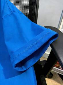 Top de manga corta sencillo, informal y bonito con estampado para niños, ideal para el verano. - azul real - Ver 3