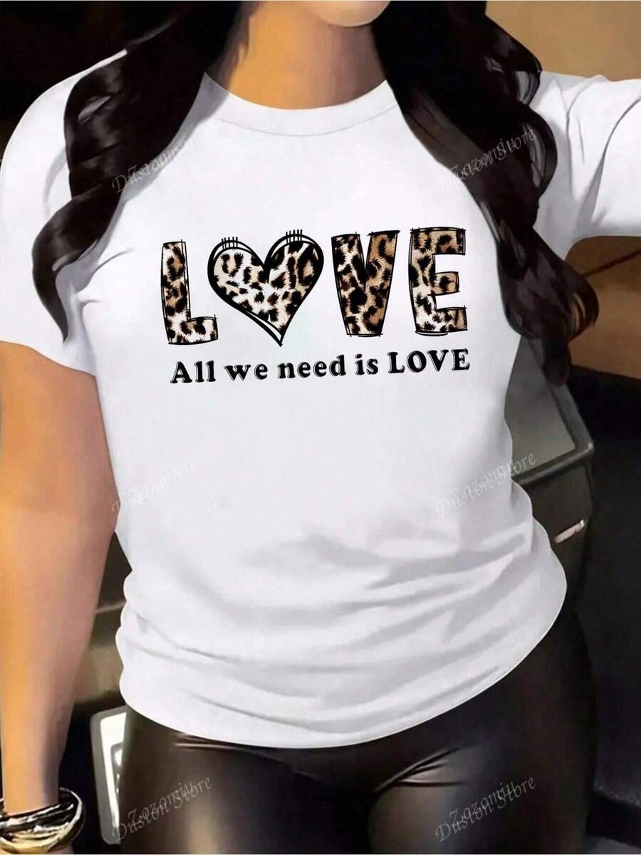 Leopard Print With The Word LOVE, Heart, And The Text "All We Need Is LOVE" + White - 100% Pure Cotton T-Shirt With Simple Casual Graphic Design - Soft And Comfortable, Crew Neck, Short Sleeve, Urban Fashion Tops For All Seasons, Casual Wear | Y2k Crew Neck T-Shirt - 黑色 - 查看 1