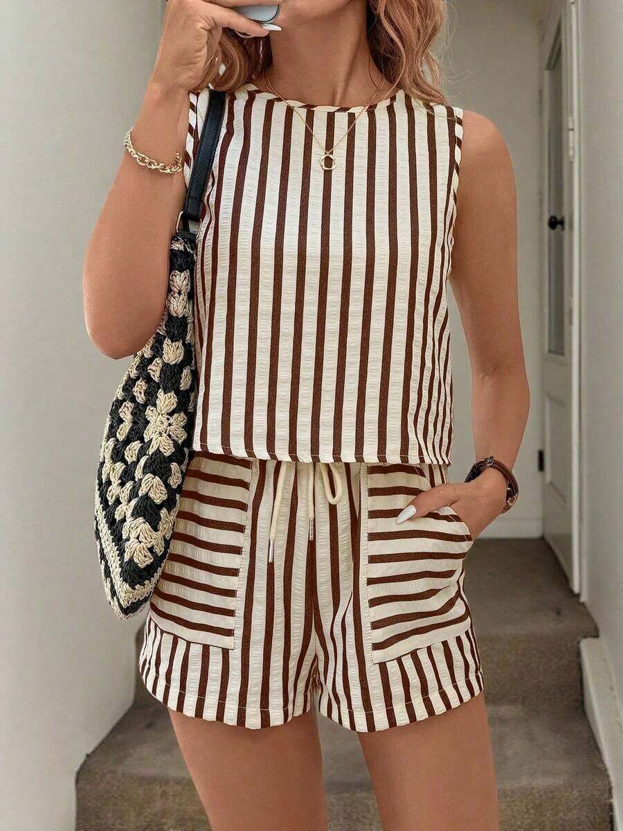 Set de 2 piezas de top corto sin mangas a rayas y pantalones, conjunto informal de verano con bolsillos para mujer - Marrón - Ver 1