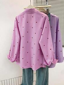 Blusa de mujer con cuello polo, estampado de corazones y rayas - Camisa casual de manga larga con botones, adecuada para uso diario en primavera, verano y otoño - Rayas rosas - Ver 4