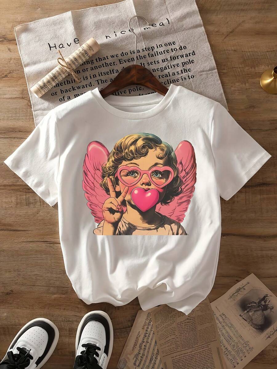 Camiseta de talla grande para mujer, camiseta de San Valentín con estampado de Cupido - Linda camiseta casual de manga corta con cuello redondo y estampado de Cupido soplando burbujas para mujer - Blanco - Ver 1