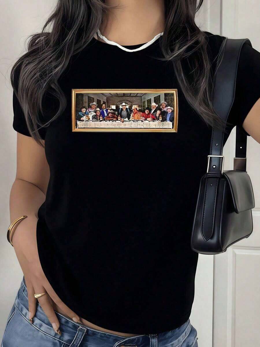 Under The RadarEstampa que representa reinterpretación humorística de la última cena con personajes contemporáneos en colores vivos camiseta para mujer 100% algodón-Vintage Street Style Unisex Loose Cotton Short Sleeve Crew Neck T-Shirt - Negro - Ver 1