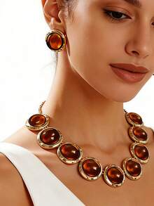2pcs/Set European And American Luxury Retro Black Gold Round Jewelry Set, Short Necklace + Earrings, Elegant Accessories Set For Commuting, Party, Evening Wear - Golden Yellow + Coffee Color - View 2