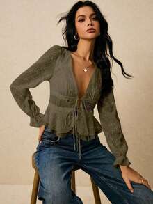 Blusa blanca de manga larga, tela bordada, camisa de otoño e invierno, exquisita y elegante, diseño de lazo central, costura de encaje, blusa de moda sexy con escote en V profundo y bordado floral delantero, adecuada para uso diario, salir, citas, vacaciones, fiestas, etc.Ropa de mujer de otoño - Marrón Mocha - Ver 8