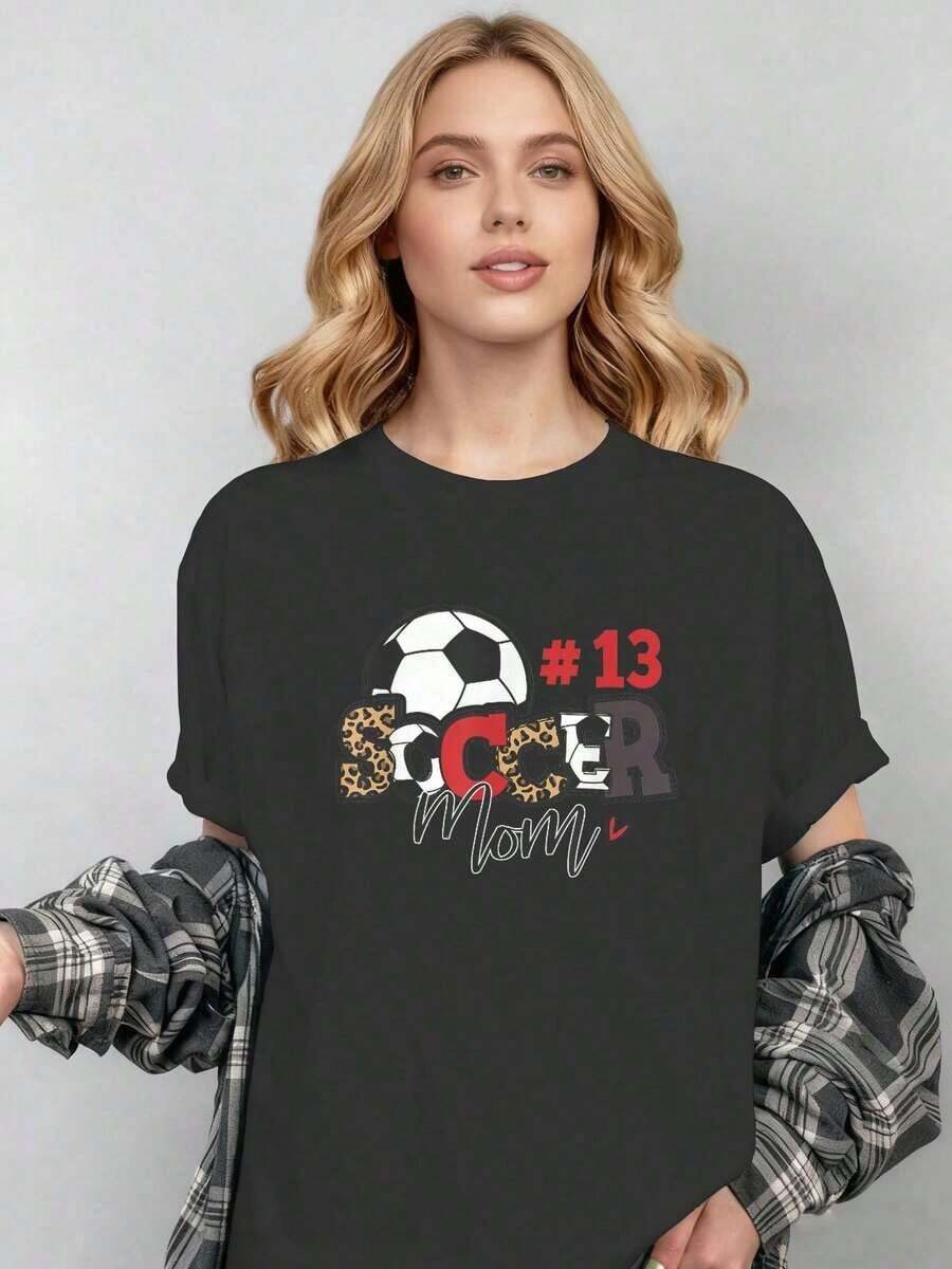 Women's "Soccer Mom Thirteen Mother's Festival Lover" Graphic Print T-Shirt, Fashion Clothing. - 黑色 - 查看 1