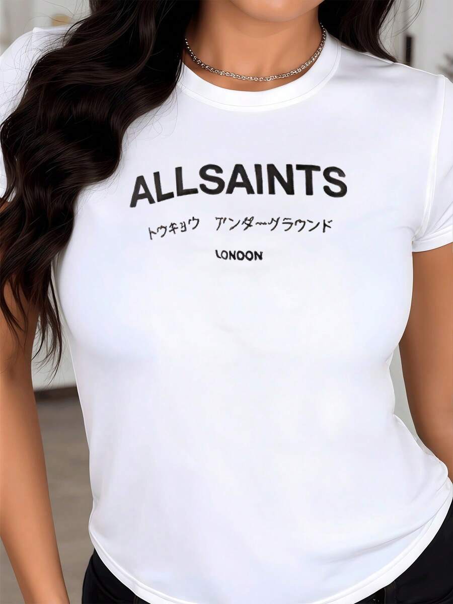 Urban Text With English Lettering And Japanese Symbols Evoking Modern Energy And Cultural Fusion. Women's Casual Fitted White T-Shirt For Stylish Everyday Wear. - 白色 - 查看 1