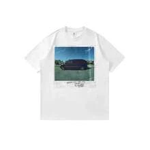Camiseta unisex de manga corta informal de corte holgado con estampado de dibujos animados de anime estilo años 90 de Kendrick Lamars, Good Kid, M.A.A.D City, Polaroidss. - Blanco - Ver 1