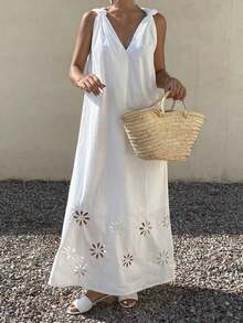 Vestido de mujer con escote profundo en V, hombros ahuecados y nudo floral, adecuado para vacaciones en la playa con estilo bohemio - Blanco - Ver 5