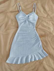 Vestido mini ajustado con cintura ceñida, bajo con volantes y giro asimétrico en el pecho, tejido en rojo, adecuado para vacaciones, citas, té de la tarde, vacaciones, festivales de música, estilo bohemio - Celeste - Ver 3