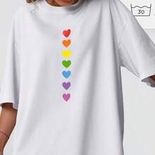 Camiseta holgada con estampado de corazón arcoíris estilo americano, top blanco versátil y adelgazante para el verano, estilo europeo y americano de manga corta. - Camisa blanca de manga corta - Ver 5