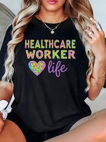 Camiseta gráfica para trabajadoras de la salud - Negra con texto llamativo y vibrante - Ropa de enfermería diaria casual de cuello redondo - Regalo lavable para profesionales de la salud, Top de enfermera, Ropa de personal, Camiseta de manga corta, Impresión de alta calidad, Profesional - Negro - Ver 1