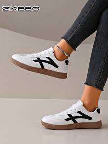 ZKBBO Giày thể thao nữ casual, đế bằng, thoải mái, nhẹ, thích hợp cho tập thể dục và đi bộ. - trắng - Xem 4