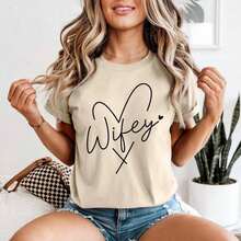 Soft 100% Cotton T-Shirt, Plus Size T-Shirt, Pleasant To The Touch, Soft And Pure Cotton, Short Sleeve For Women, Sweet And Charming Style, Top With Hand-Lettered Heart Print By WIFEY, Casual Loose Plus Size T-Shirt, Suitable For Honeymoon, Wedding Outfits, Daily Outings And Other Occasions, Sweet European And American Style Women's Clothing, Breathable Cotton T-Shirt, Matches Everything. - 杏色 - 查看 6