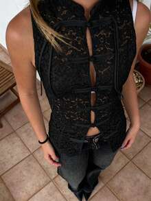 ZAHM Gilet in pizzo nero stile cinese | Gilet senza maniche con colletto alto e bottoni a rana | Top elegante da stratificazione per primavera/estate, stile vintage - nero - Visualizzare 2