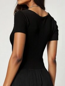 Camiseta de Punto para Mujer - Blusa de Cuello Amplio, Tejido Tricotado Suave y Transpirable, Básica Negra Versátil para Ocasiones Casual y de Trabajo - Ajuste Amigable para Todos los Tipos de Cuerpo - Negro - Ver 2