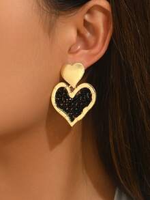 1 Pair Handmade Beaded Heart-Shaped Earrings, Luxury Crafted Asymmetric Black Earrings, Fashionable Creative 3D Heart Earrings Suitable For Women's Daily, Vacation, And Party Wear (Handmade Beads Color, Quantity And Position Are Random) - Black - View 2