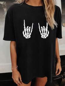 Women's Rock 'n' Roll Graphic T-Shirt - White T-Shirt With Skull Hands Making A Rock 'n' Roll Gesture - Lightweight T-Shirt For Everyday Wear At Concerts, Festivals, Casual Outfits - Fashionable Women's Top For Spring/Summer/Autumn, Festival Outfit, Geometric Print Y2k T-Shirt Shirt - 黑色 - 查看 1