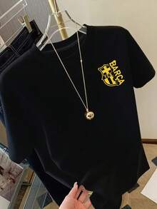 Camiseta de Fútbol de Manga Corta para Mujer con Logo y Estampado del Equipo - Inspirada Oficialmente, Clubes e Patrocinadores Icónicos, Ropa Casual Cómoda con Cuello Redondo para Fans, Lavable a Máquina (Marca FCB) Y2k Camiseta Camisa De - Blanco - Ver 3