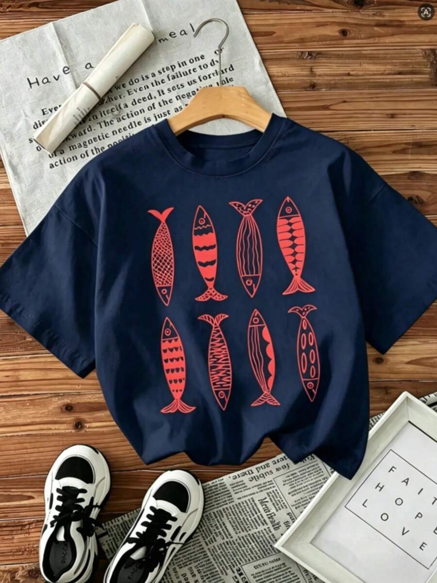 Women's Casual T-Shirt - Unique Fish Print Design, Short Sleeves And Round Neck, Lightweight And Breathable, Suitable For Spring And Summer, White With Red Fish Pattern-Unisex Summer Casual Vintage Cotton Printed T-Shirts For Couples - 藏蓝色 - 查看 1