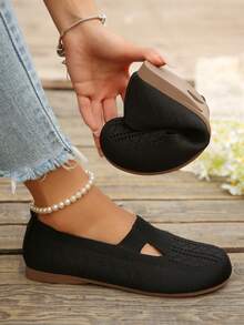 Women's All-Season Knitted Mary Jane Flat Shoes, Solid Color Slip-On Round Toe Shoes, Fabric Upper And Lining, Rubber Sole Supports Hand Wash - Black - View 2