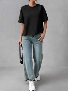 Women's Comfortable Basic Cotton T-Shirt With Embroidered Letter Pattern, Stylish Design With Short Front And Long Back, Suitable For Outings, Combinations, Travel And Vacations, Unisex Urban Vintage Style Summer T-Shirt With Short Sleeve And Round Neck In Loose Cotton. - 黑色 - 查看 9