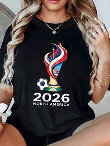A Vibrant Symbol Representing North American Unity Through Soccer, Featuring A Stylized Trophy Surrounded By The Red, Blue, And White Colors, And A Ball That Inspires Sporting Passion And A Winning Spirit. A Comfortable, Casual Women's T-Shirt, Ideal For Fans Of The 2026 Tournament. - 黑色 - 查看 7