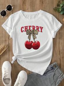 Women's Oversized White T-Shirt With "Fruit Of The Spirit" And Cherry Print, Summery And Bohemian Style. White Short-Sleeved T-Shirt With A Graphic Design Of Red Cherries On The Back, Ideal For Fresh And Feminine Looks. - YH564-白色 - 查看 2